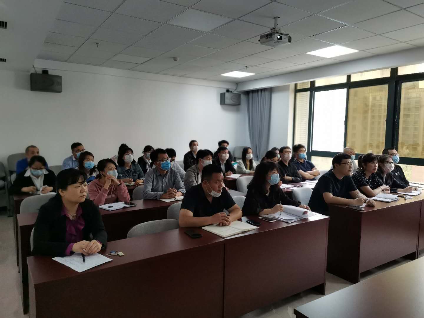 營(yíng)銷(xiāo)物流集團(tuán)組織學(xué)習(xí)“信訪條例”知識(shí)培訓(xùn)會(huì)